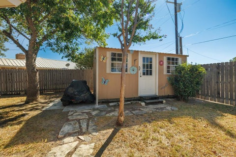 Tiny photo for 130 Century Lane, Clyde, TX 79510 (MLS # 21393423)