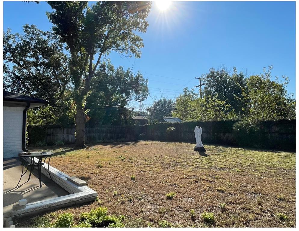 8029 Northbrook Drive