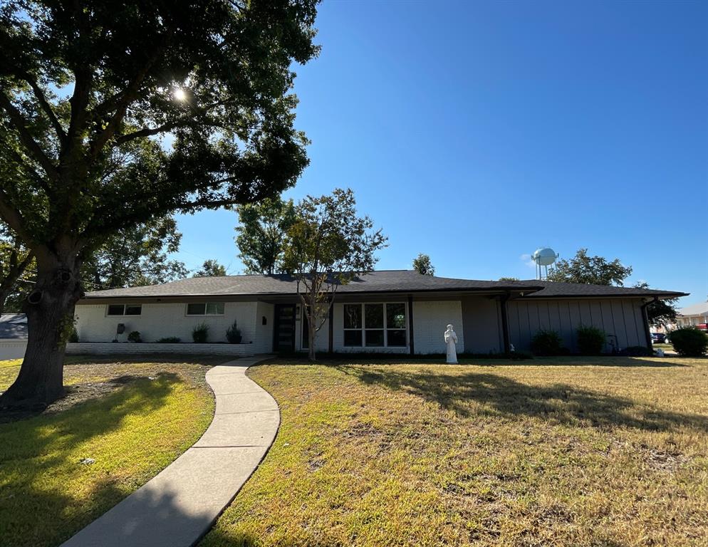 8029 Northbrook Drive