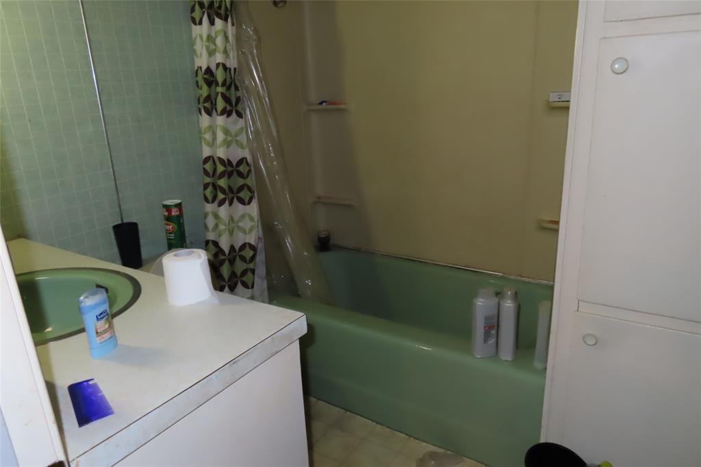 Frost Lbr Ind Inc N-2 Of Nw - Residential