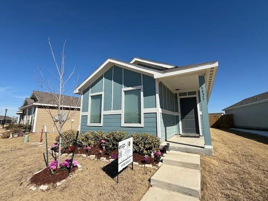 ACTIVE: Price Improvement – Now $210,000! Under $220K in North Texas, this 3-bedroom, 2-bath home in Princeton offers an affordable opportunity in a growing community.

This energy-efficient property features solar panels, a comfortable layout, spacious living area, functional bedroom design, and move-in ready potential.

Conveniently located with access to surrounding North Texas communities while offering a comfortable suburban lifestyle.

Strong value at this price point — contact listing agent for additional details.