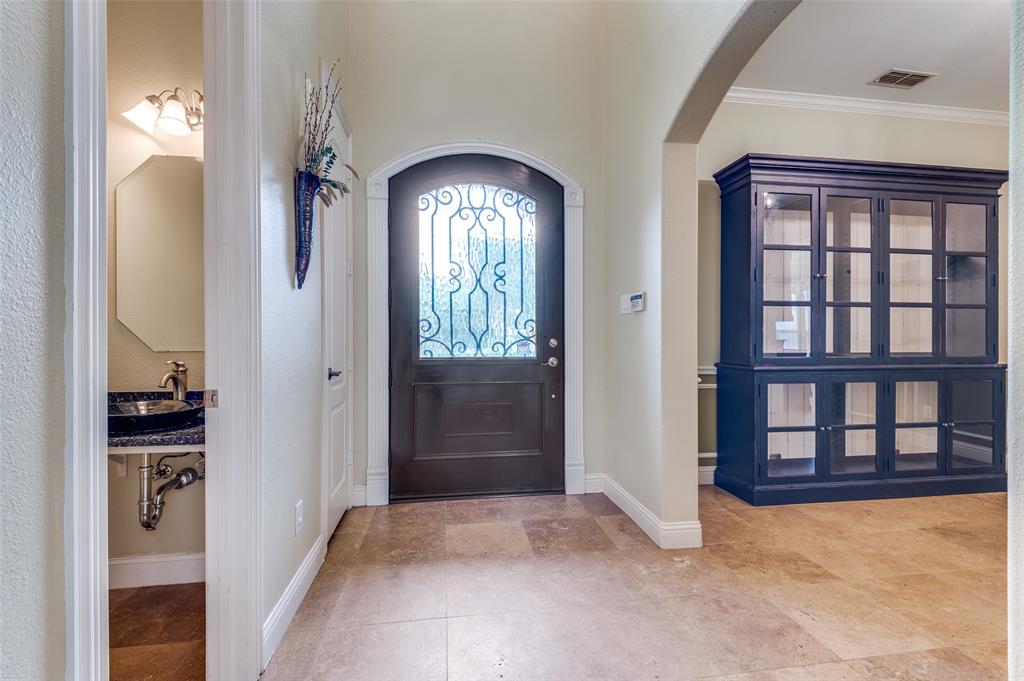 2809 Dove Pond Drive