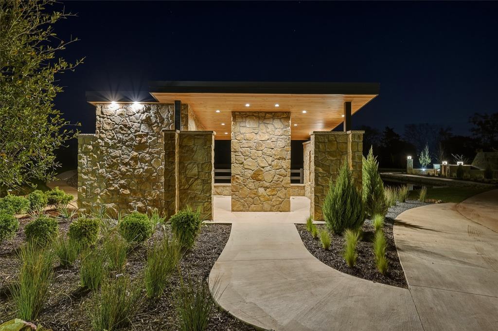 Spout Springs - Land