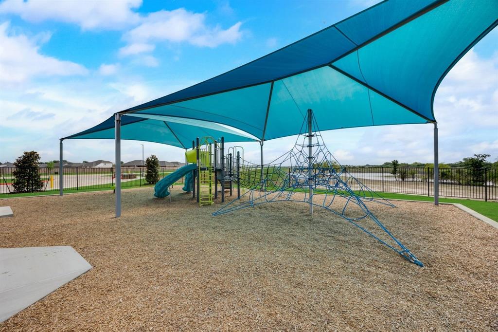 Churchill - Residential