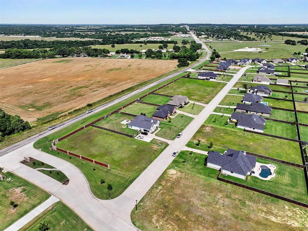 100 Chisolm Trail
