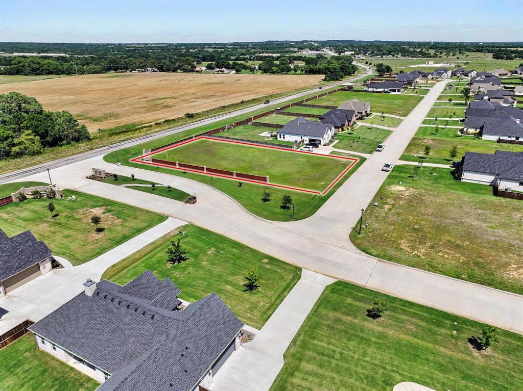 100 Chisolm Trail