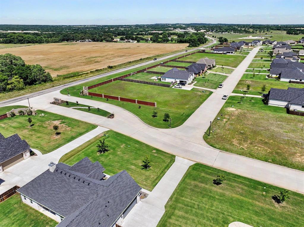 100 Chisolm Trail