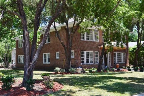 Photo of 104 S Rosemont Avenue #2, Dallas, TX 75208 (MLS # 21217089)