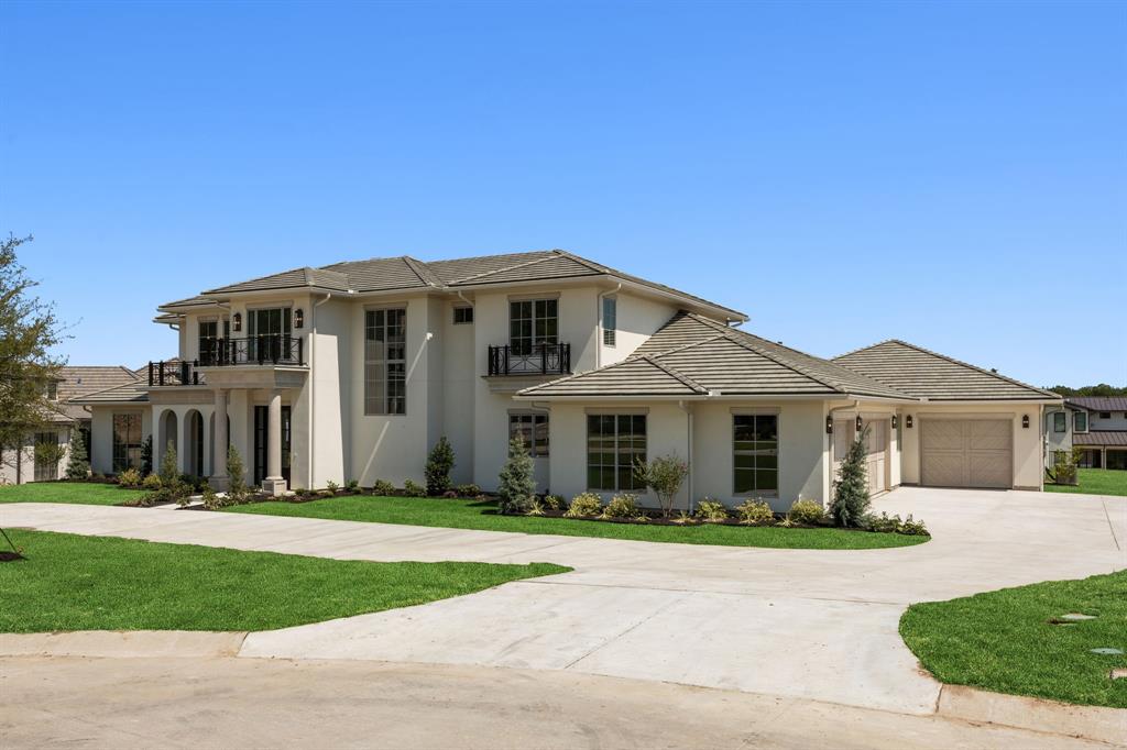 4341 Bellecour Trail