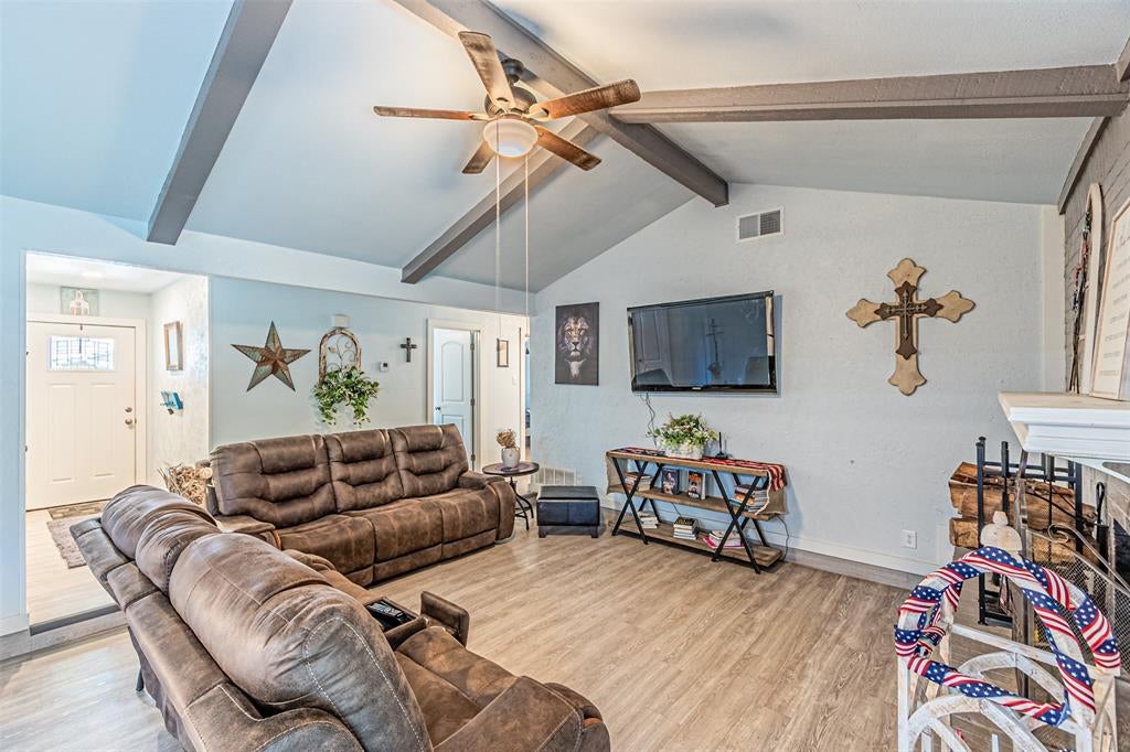 2608 Nelwin Place
