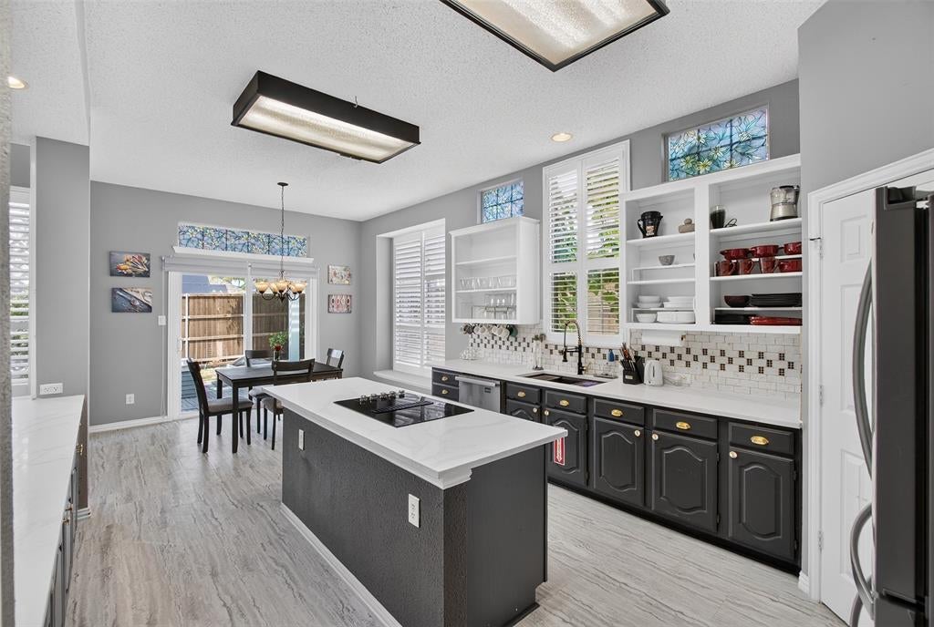 12000 Covington Lane
