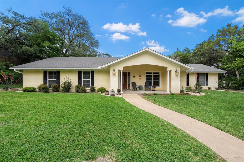 9907 Forest View Drive