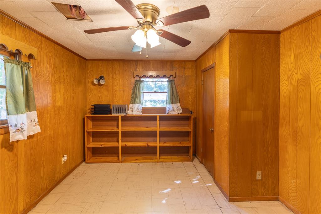 East End - Commercial Sale