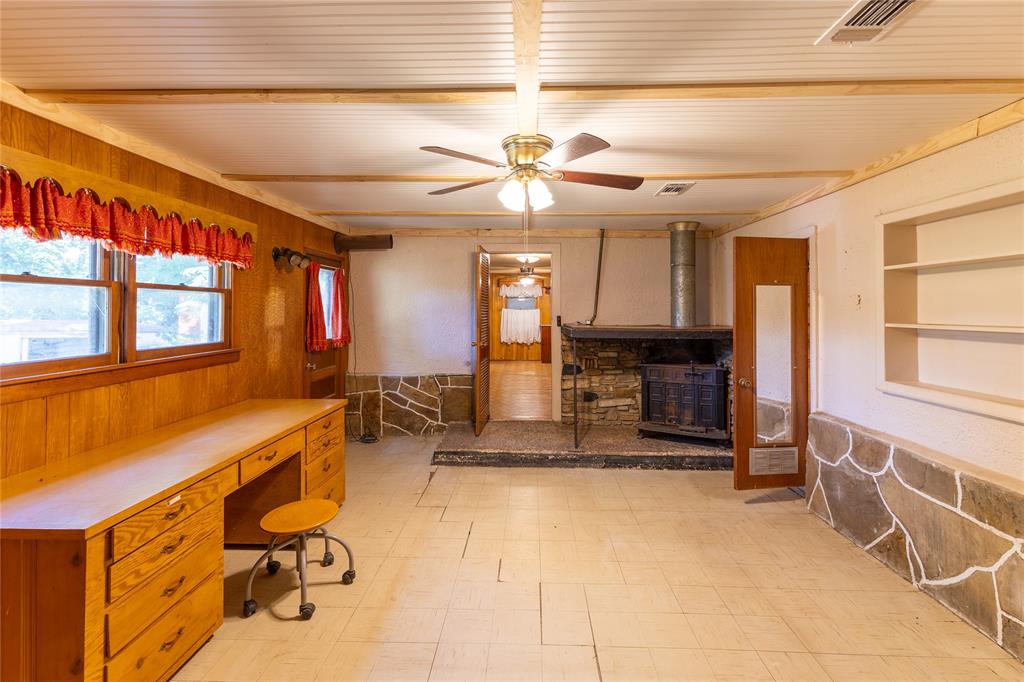 East End - Commercial Sale