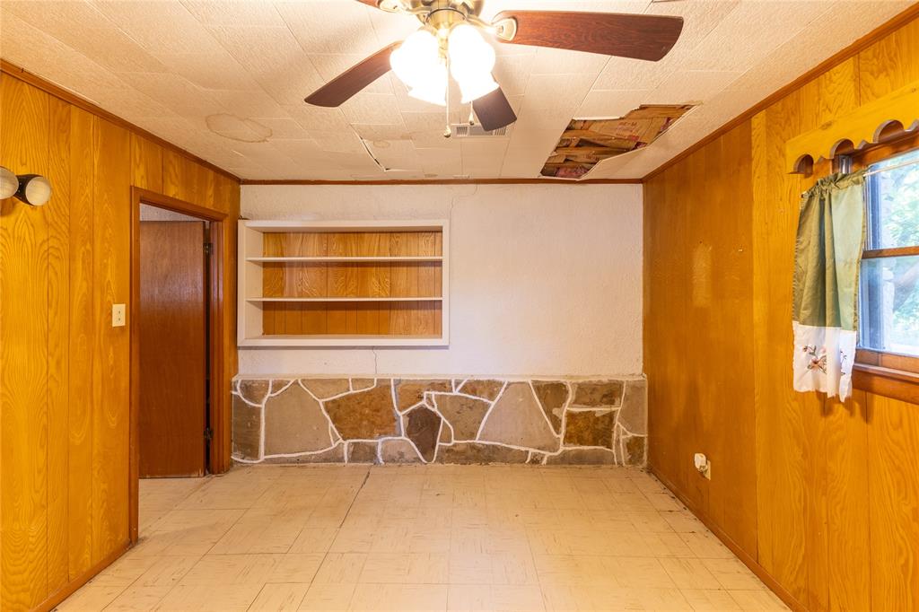 East End - Commercial Sale