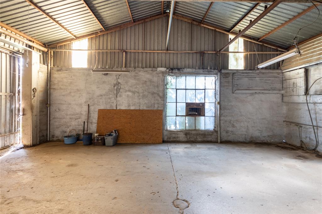 East End - Commercial Sale