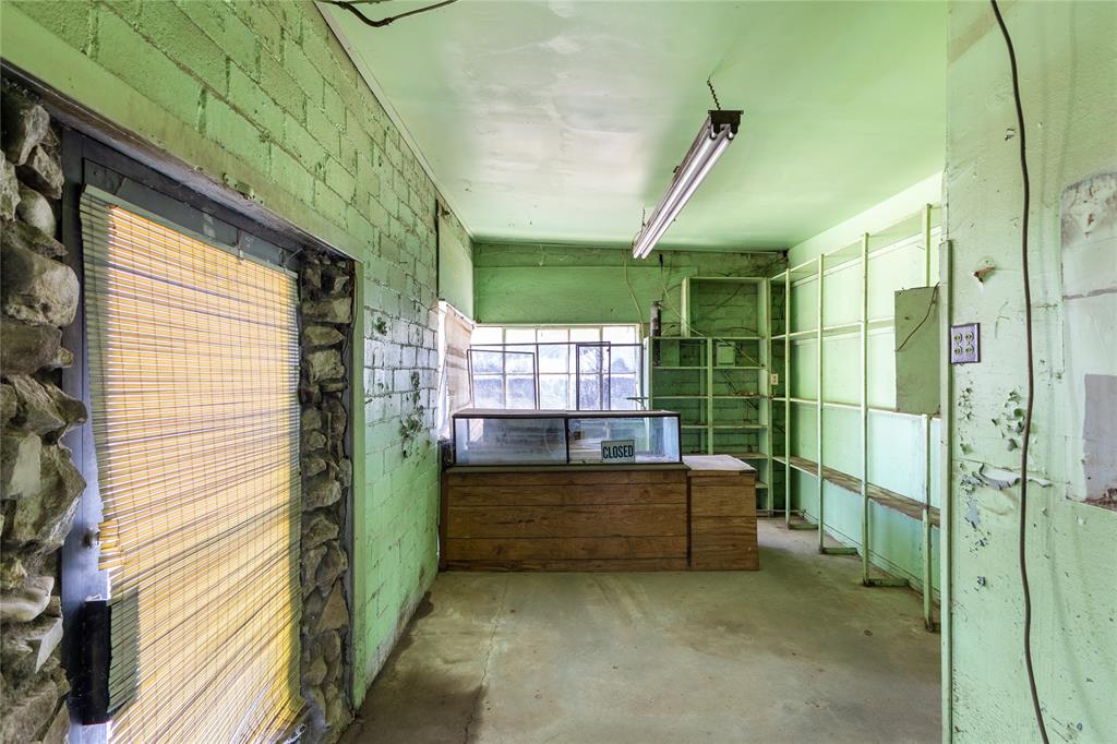 East End - Commercial Sale