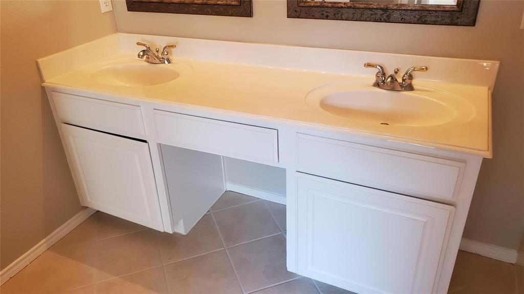 Pine Ridge Estates Ph Two - Residential Lease