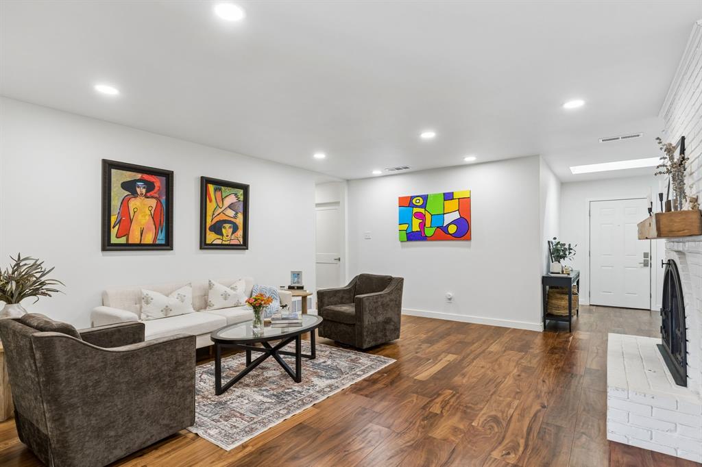 412 Ridgewood Drive