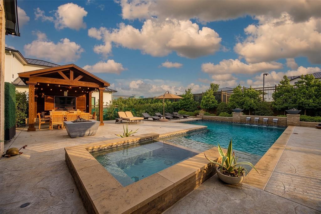 The Hills Of Kingswood - Residential