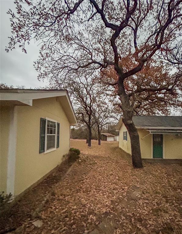 299 Private Road 2483