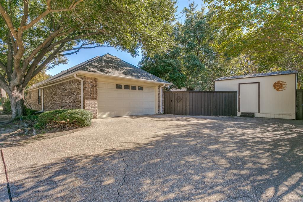 302 Creekside Drive