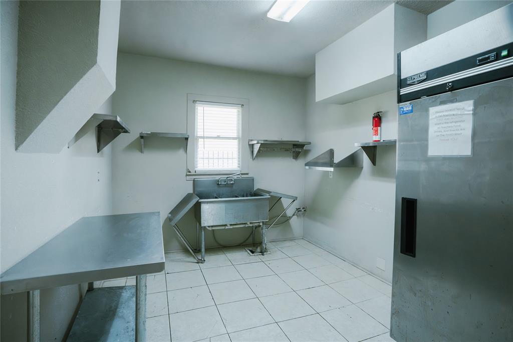 Handley Original Town - Commercial Lease