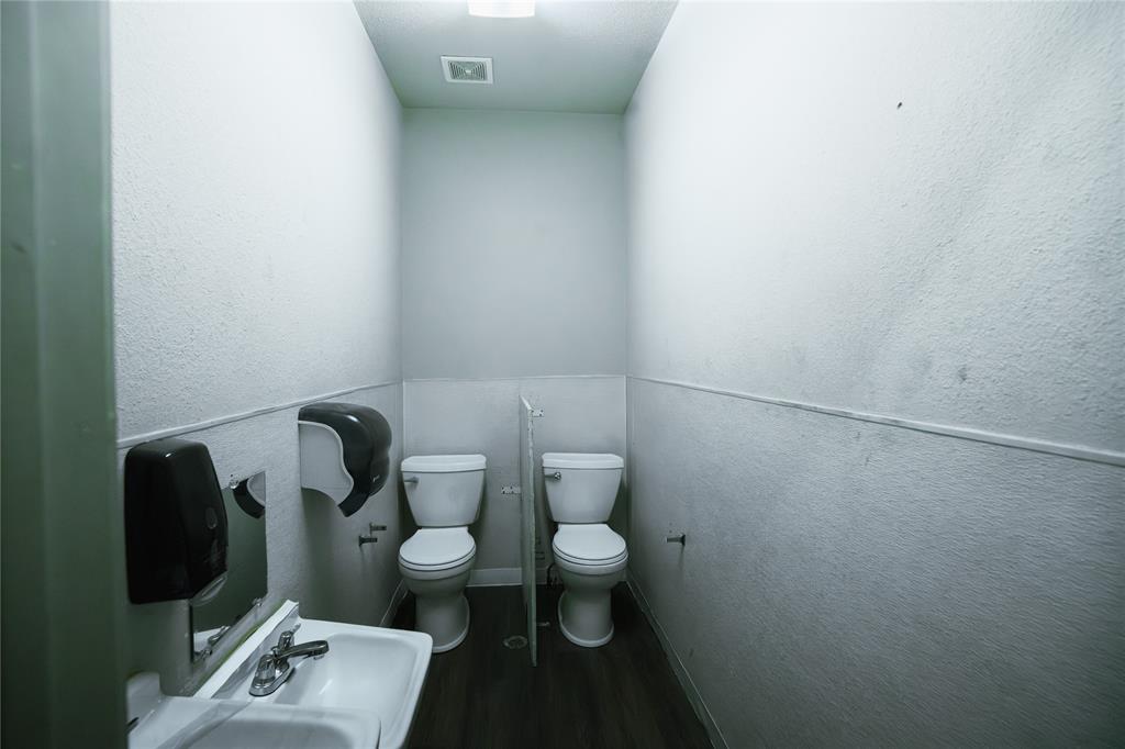 Handley Original Town - Commercial Lease