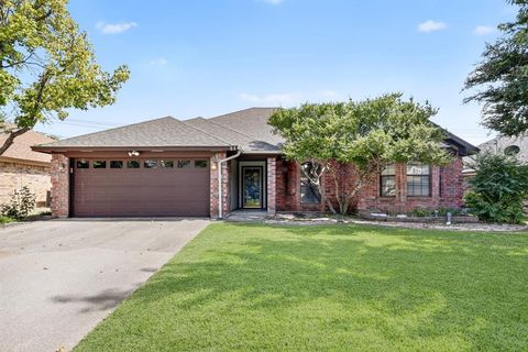 7440 Meadowview Terrace North Richland Hills TX 76182