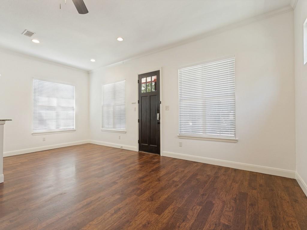 2512 Rugby Lane