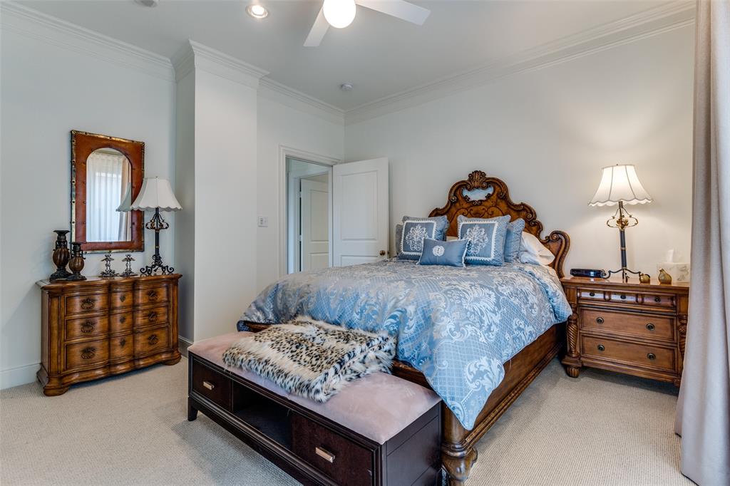 Park Highlander Condos - Residential