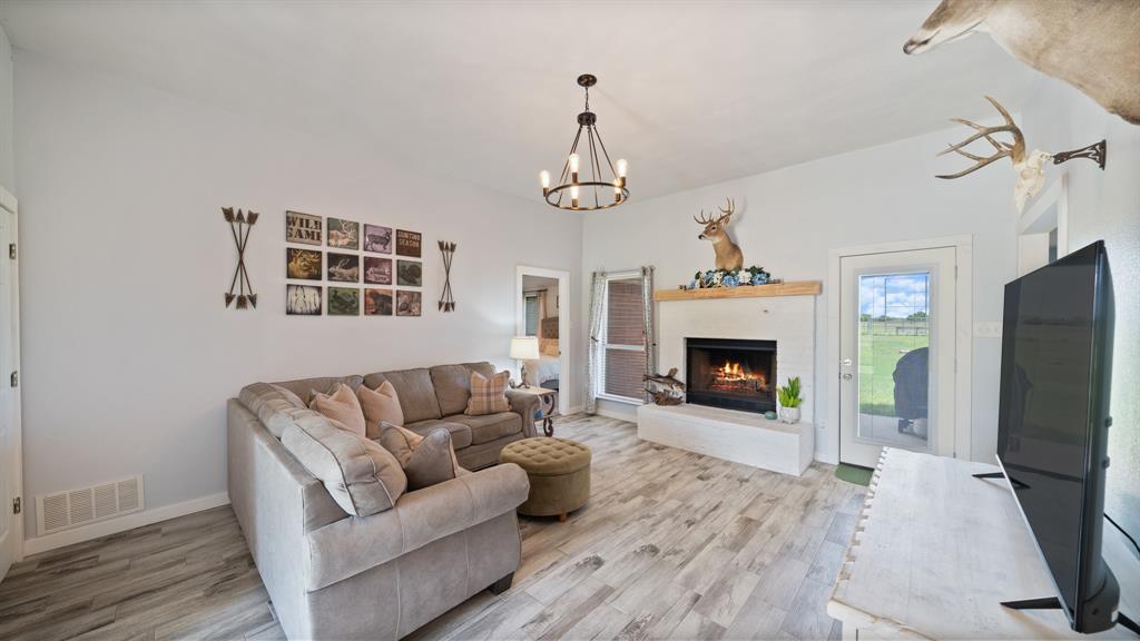 208 Countryview Lane