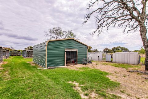 A home in Hubbard