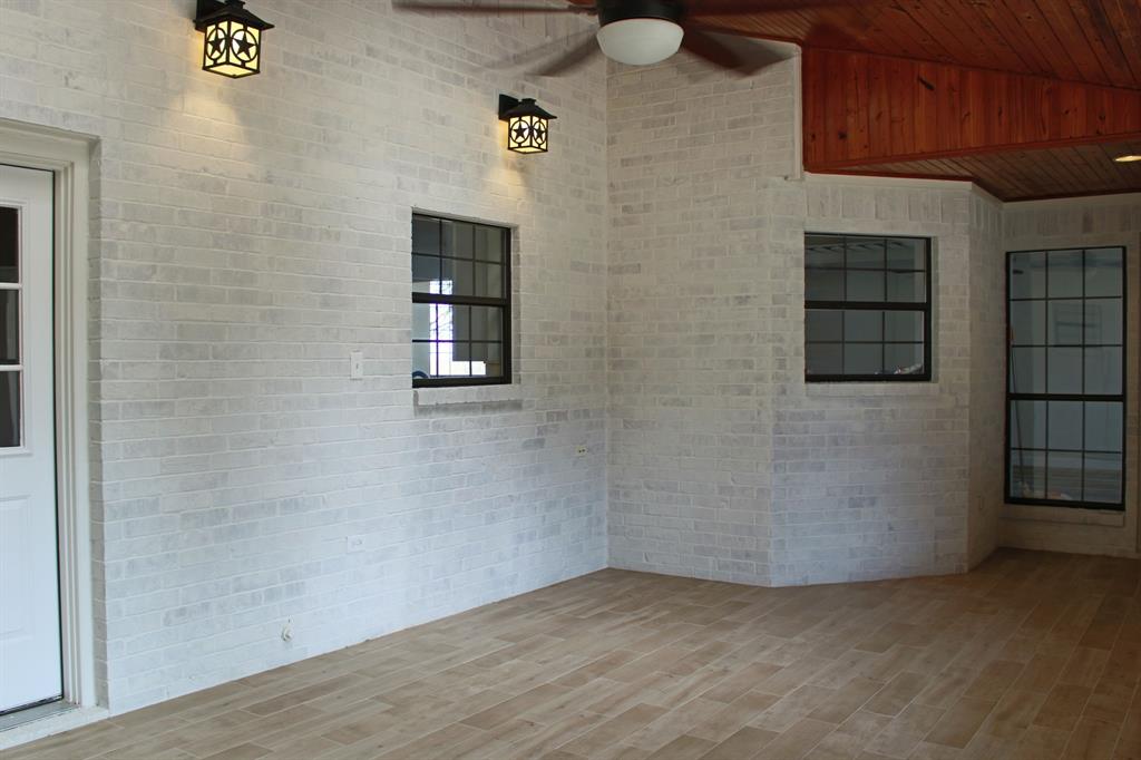 3914 Tawakoni Lane