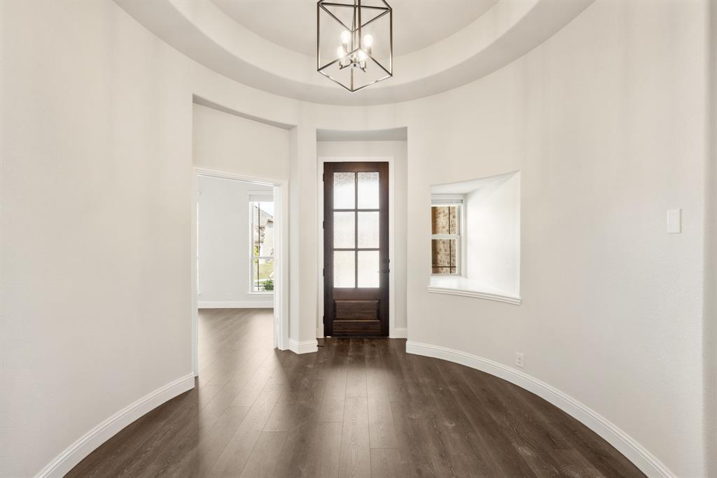824 Alamo Court