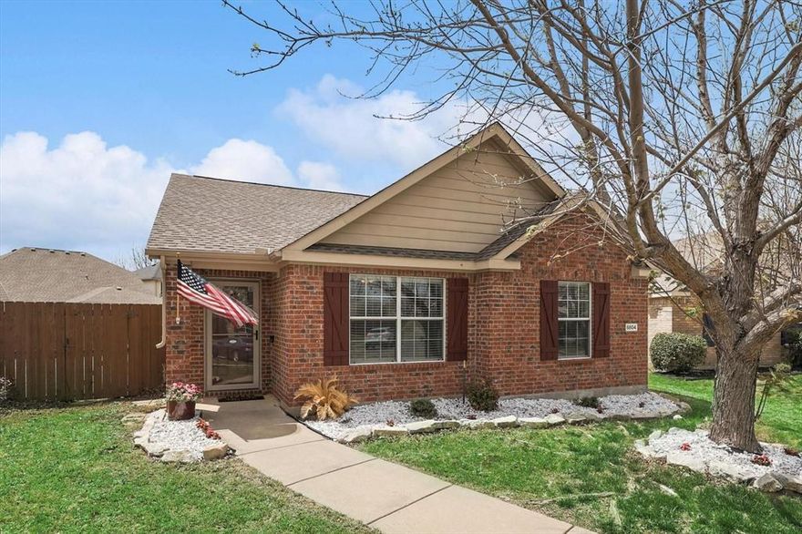 A perfect starter home in the convenient community of Cross Oaks Ranch! Home offers convenient living with easy access to grocery, restaurants, Downtown Denton and much more!

Property is being sold as is. No repair requests will be granted.