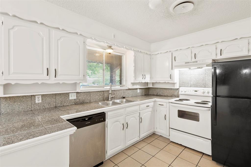 Forty Oaks Add - Residential