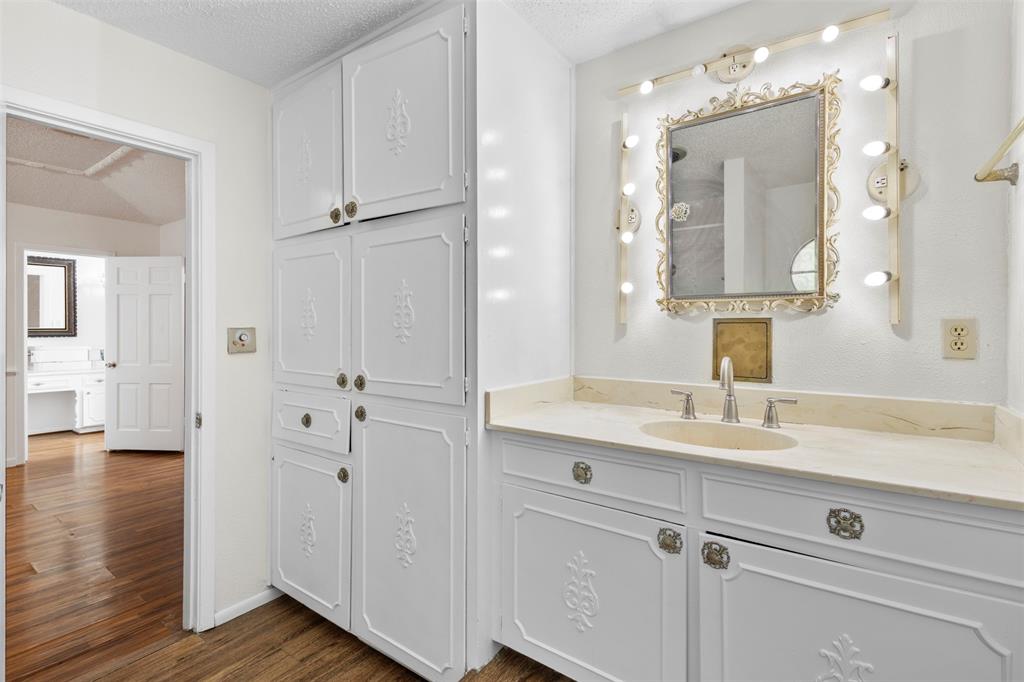 Forty Oaks Add - Residential