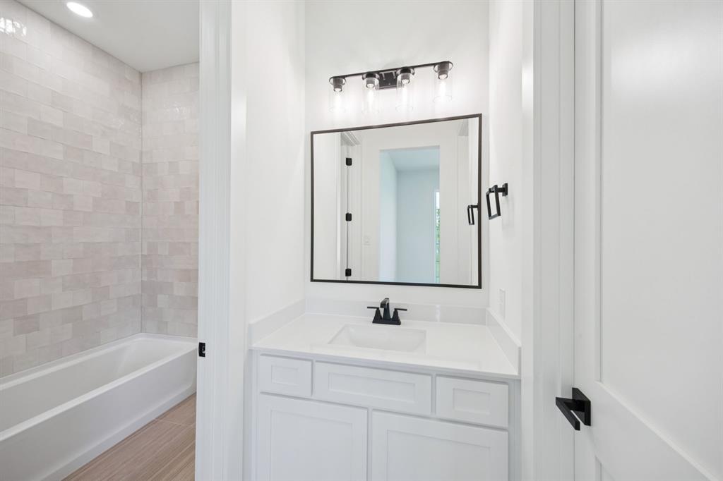 Landon - Residential