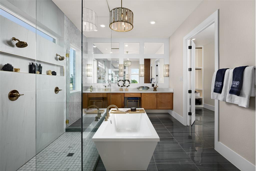 Heath Golf & Yacht Club - Residential