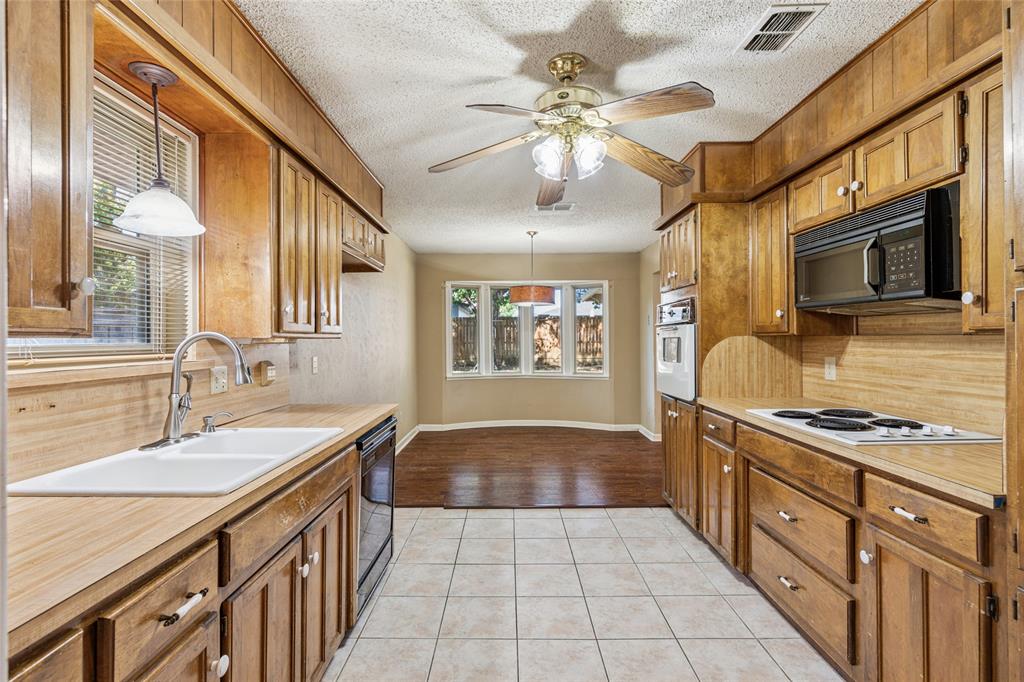 712 Springwood Drive