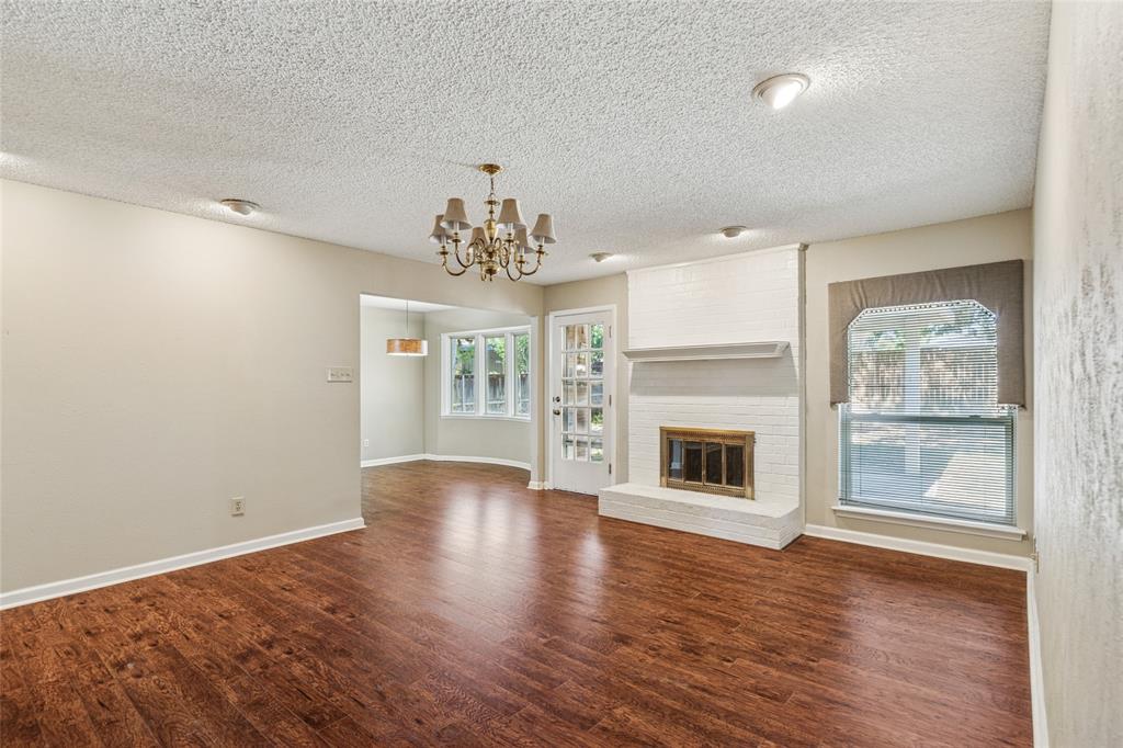 712 Springwood Drive