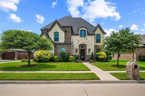 Photo of 504 Stillwater Drive, Waxahachie, TX 75165 (MLS # 21314033)