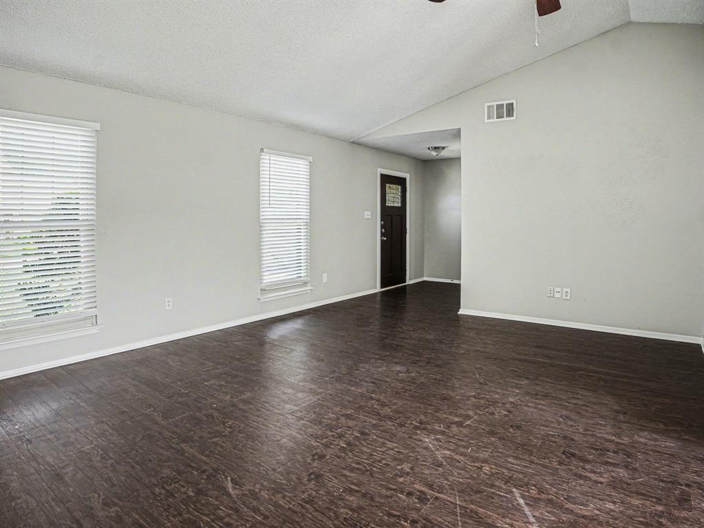 1702 Crimson Court