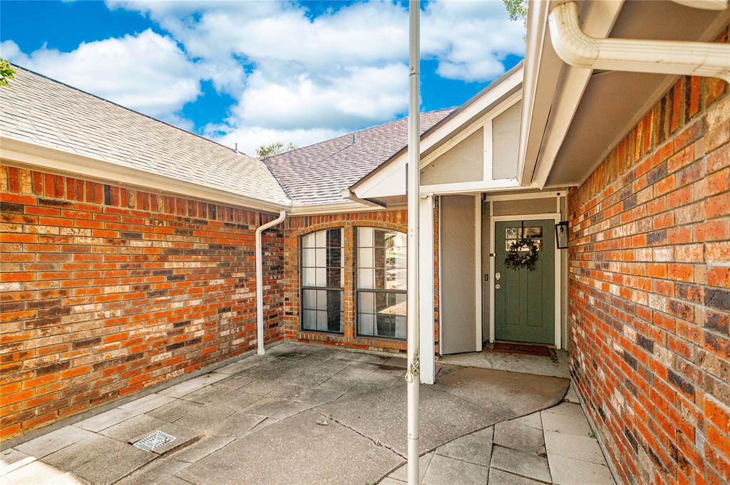 4985 Wolf Creek Trail