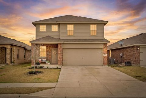 Photo of 919 Sunrise Lane, Royse City, TX 75189 (MLS # 21201244)