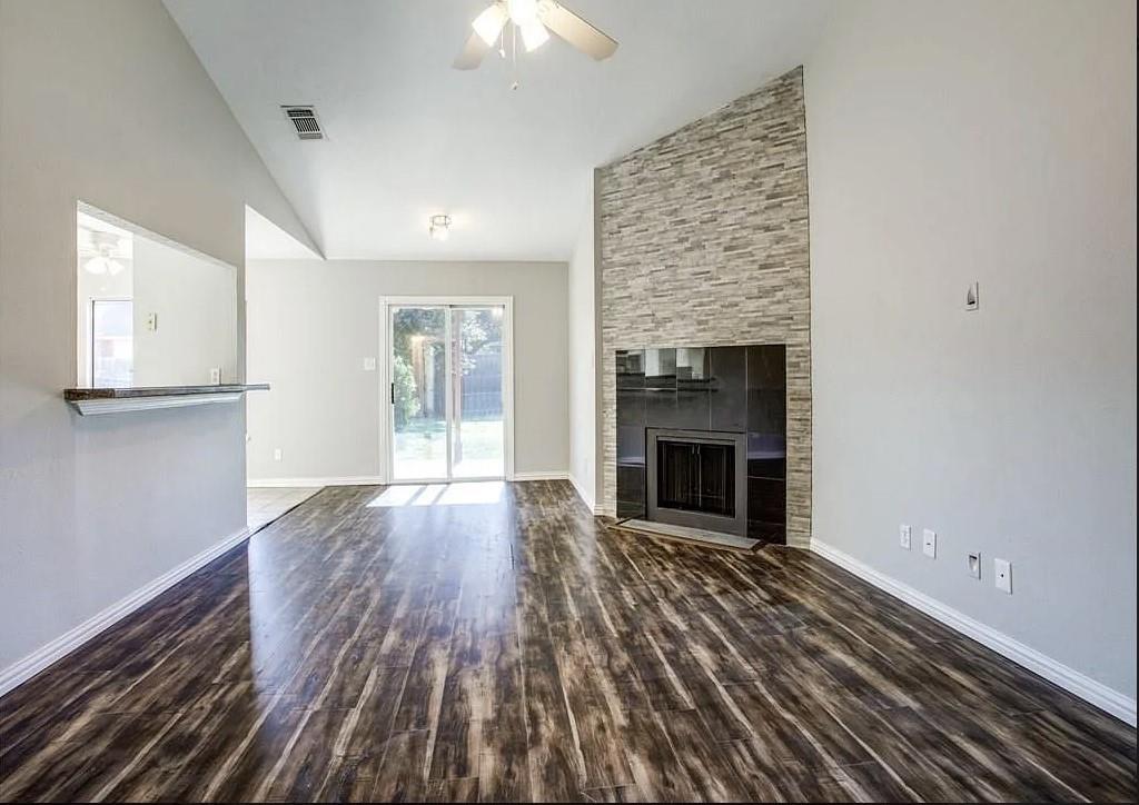 7301 Wayfarer Trail