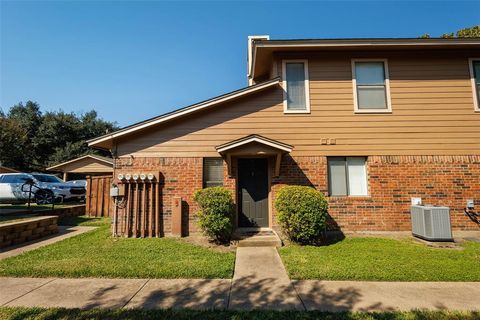 5640 Cedar Creek Drive Benbrook TX 76109