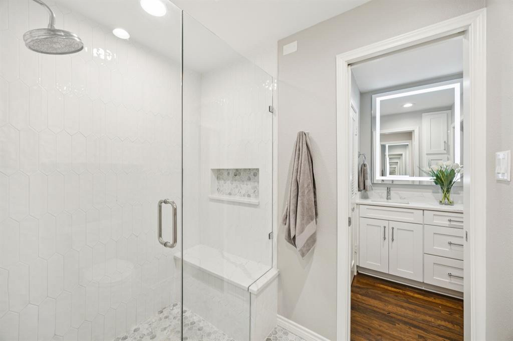 White Rock North 10 Instl - Residential