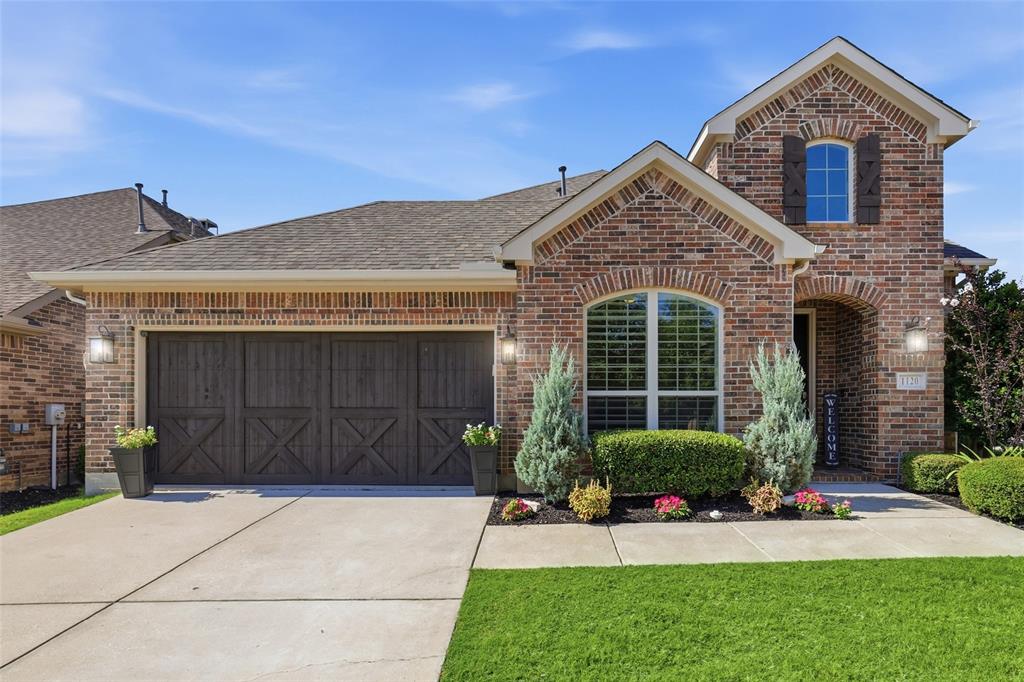 1120 Montgomery Way
